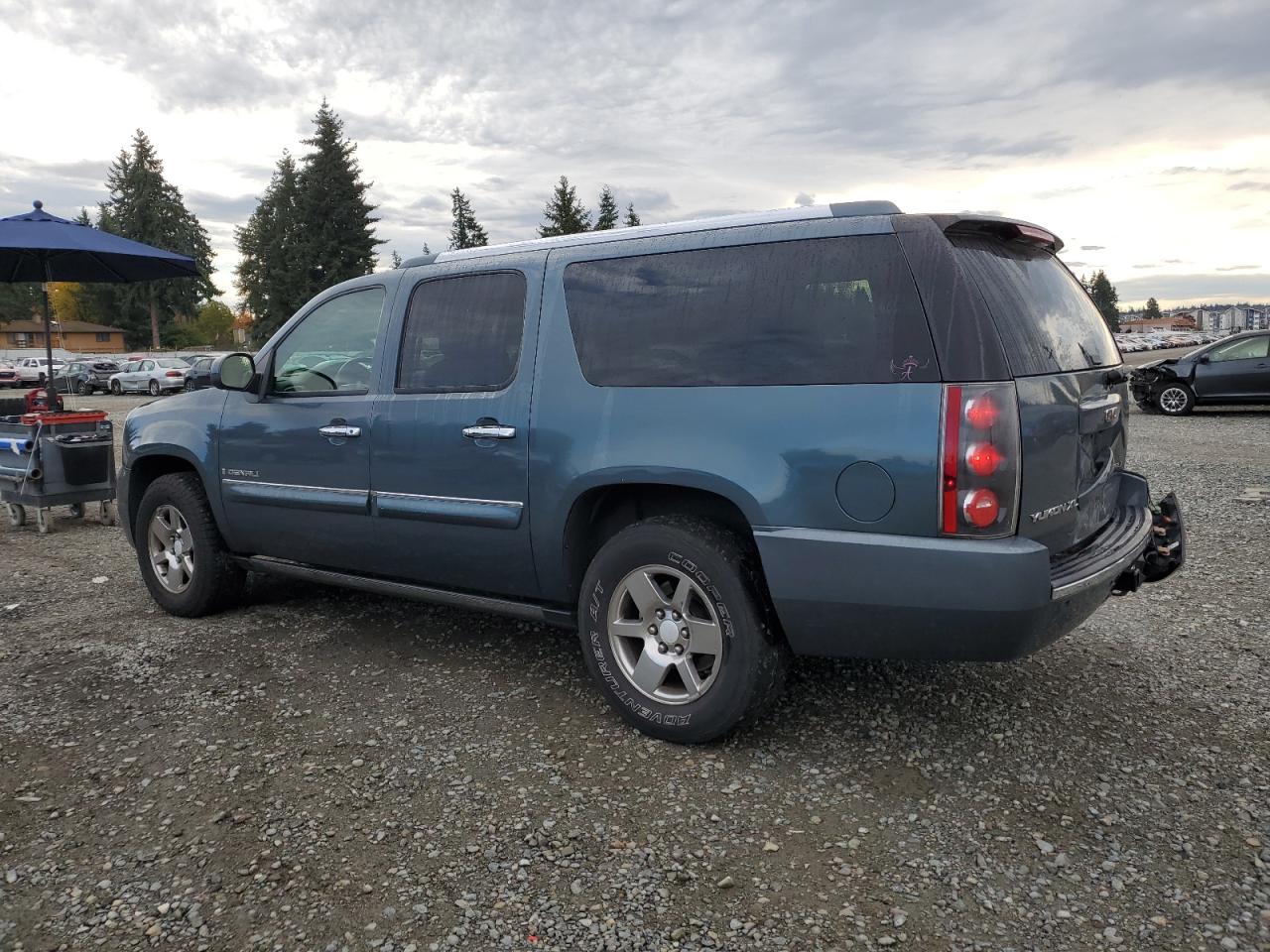 2007 GMC Yukon Xl Denali VIN: 1GKFK66857J387223 Lot: 89518535