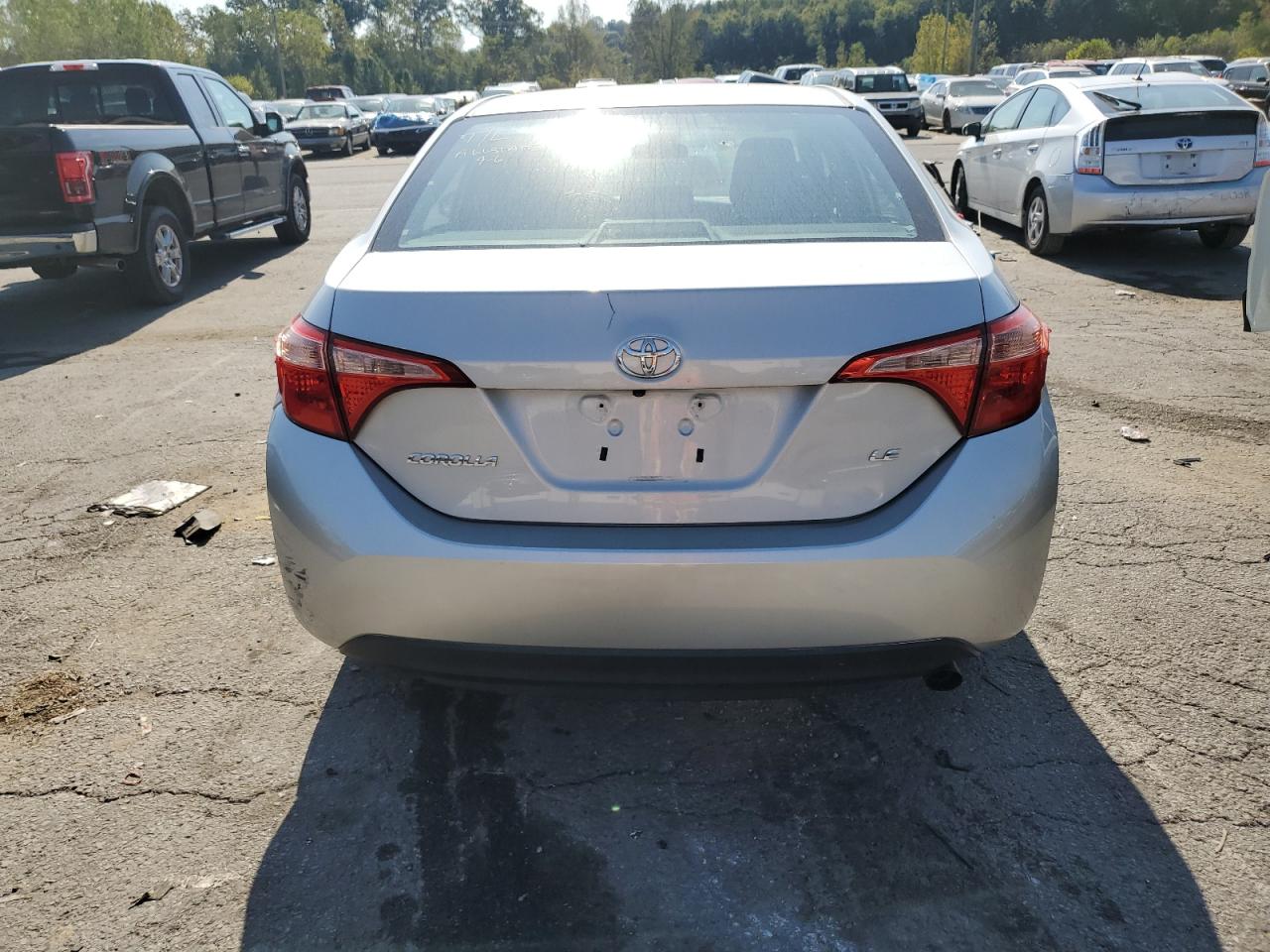 2018 Toyota Corolla L VIN: 2T1BURHE7JC966967 Lot: 82221085