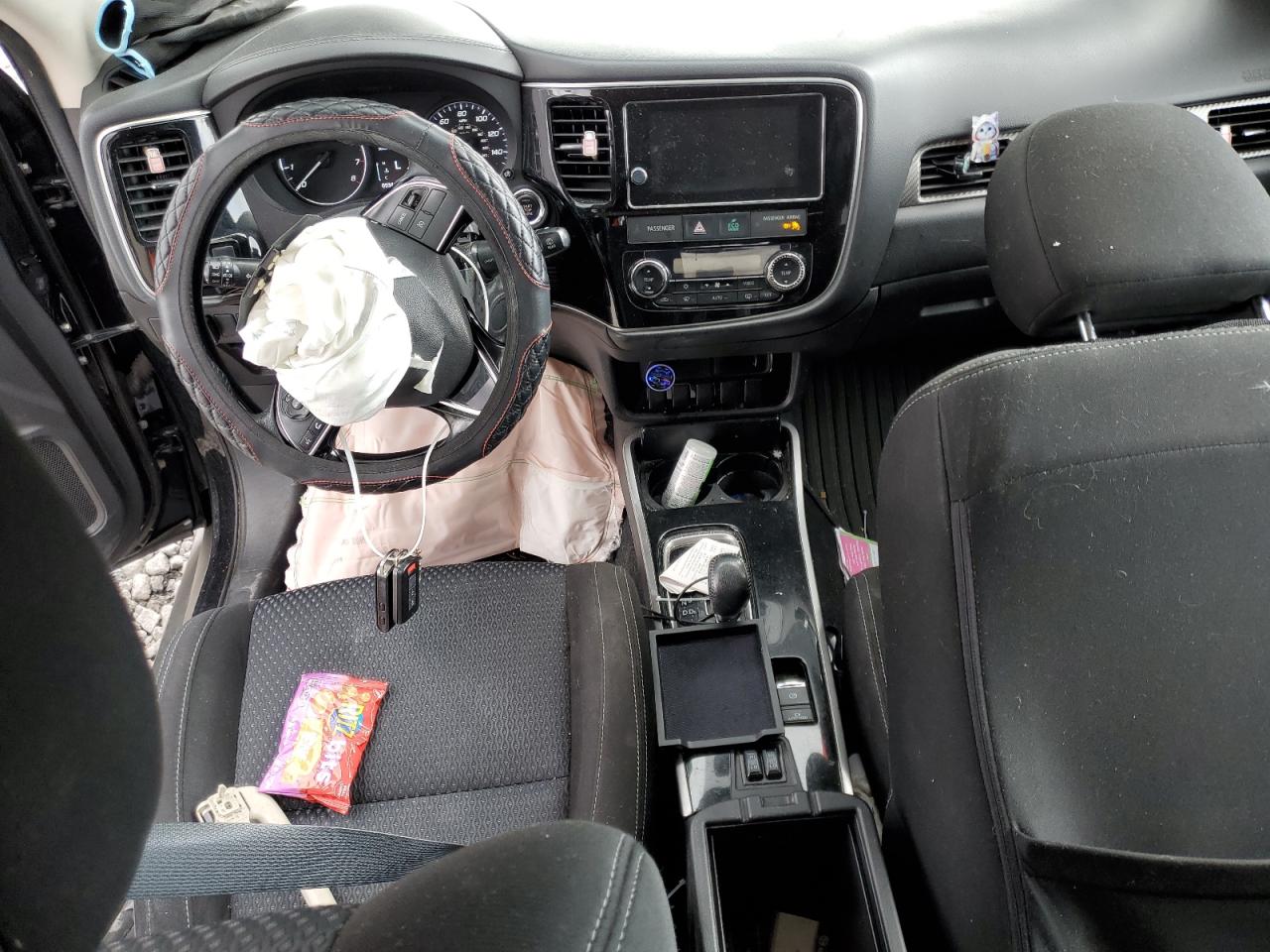 2018 Mitsubishi Outlander Se VIN: JA4AZ3A38JJ004582 Lot: 82646015