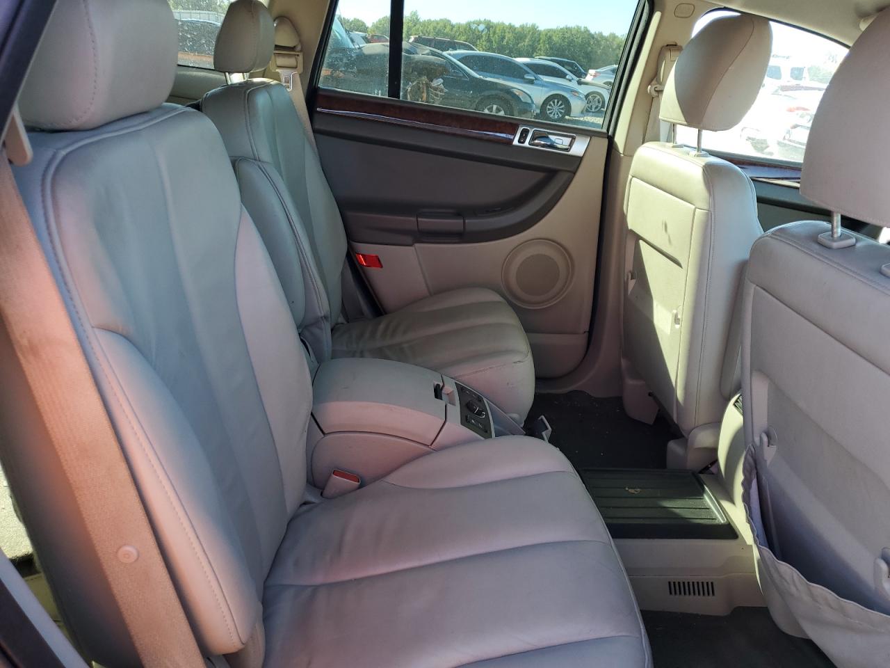 2005 Chrysler Pacifica Touring VIN: 2C8GM68465R409130 Lot: 86480705