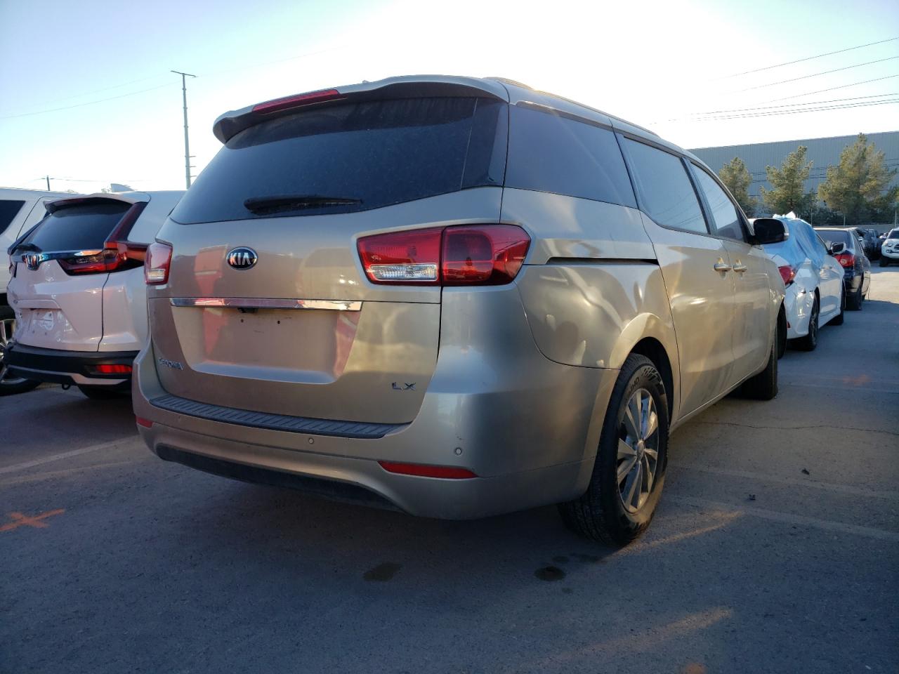 2016 Kia Sedona Lx gold van gasoline KNDMB5C19G6120271 photo #4