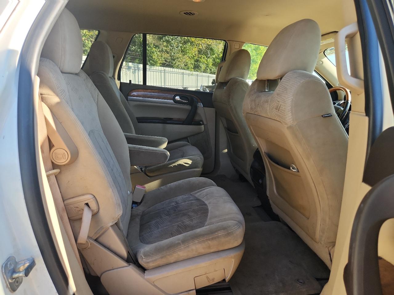 2011 Buick Enclave Cx VIN: 5GAKRAED5BJ330019 Lot: 86323795