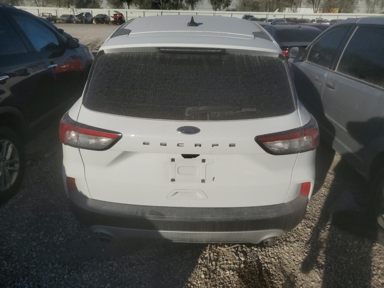 2022 Ford Escape S VIN: 1FMCU0F67NUB63866 Lot: 80156075