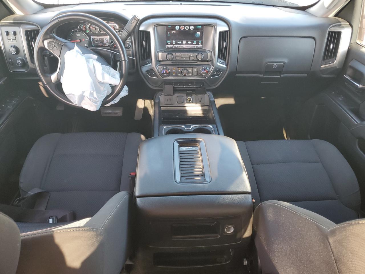 2017 Chevrolet Silverado K1500 Lt VIN: 3GCUKREC8HG468925 Lot: 82223475