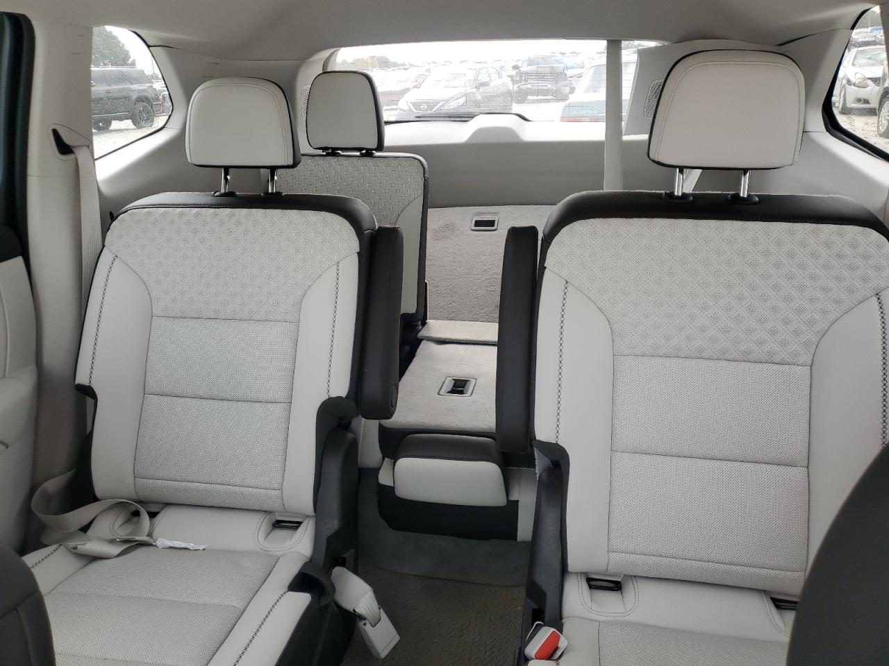 2024 GMC Acadia Denali VIN: 1GKENLKSXRJ182986 Lot: 86135795