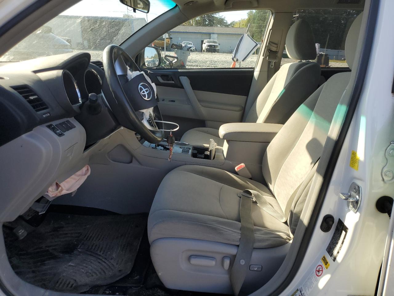 2011 Toyota Highlander Base VIN: 5TDZA3EH9BS011907 Lot: 82243075