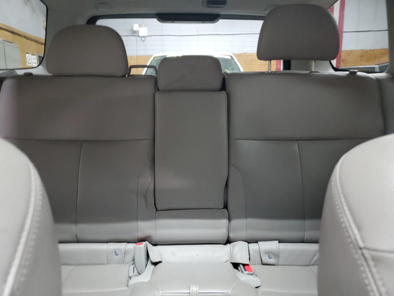 2010 Subaru Forester 2.5X Limited VIN: JF2SH6DC6AH715166 Lot: 84464745