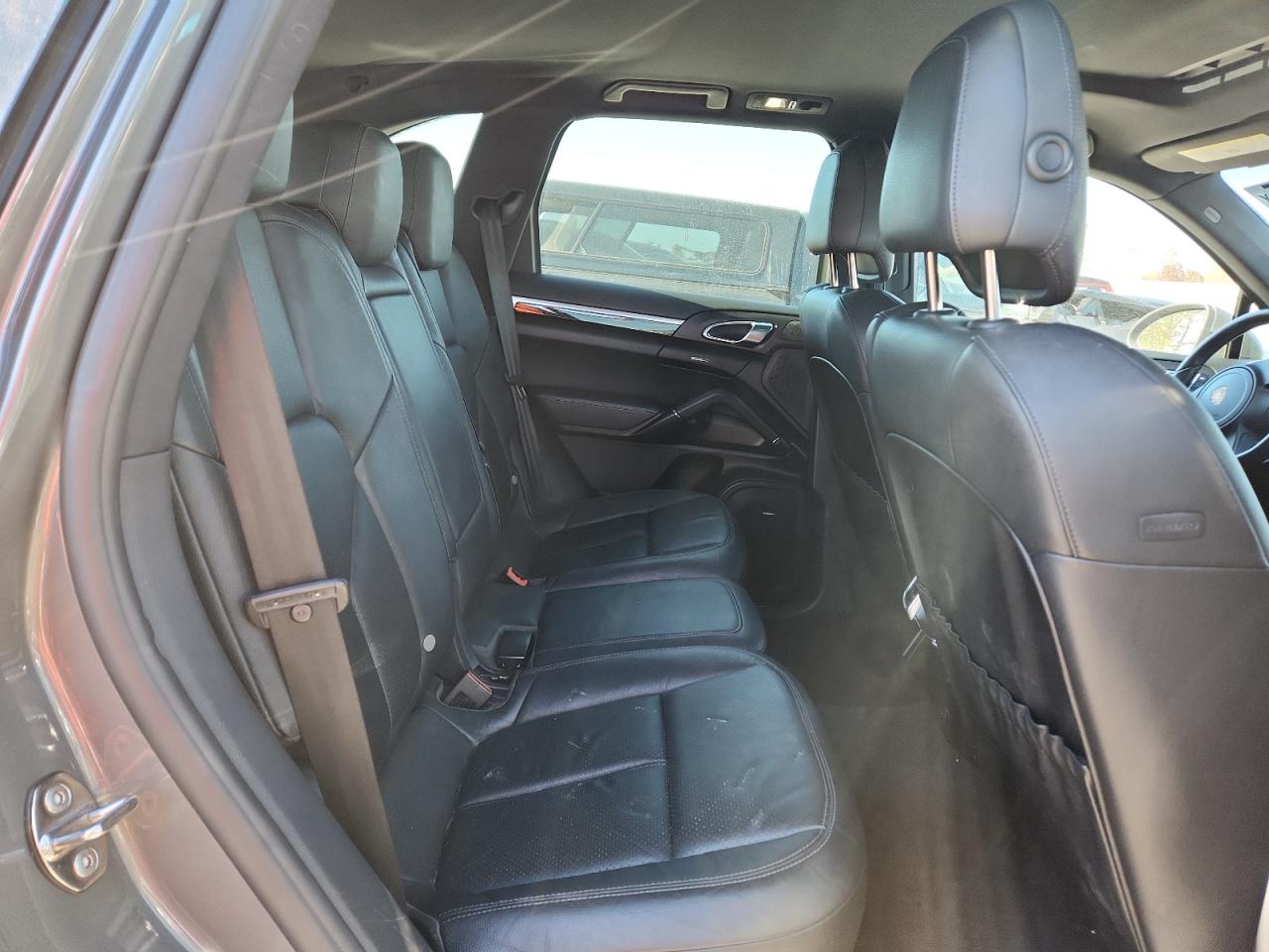 2014 Porsche Cayenne S VIN: WP1AB2A23ELA59297 Lot: 82563775