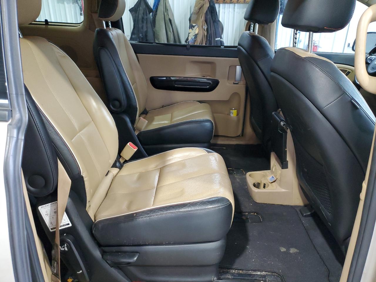 2015 Kia Sedona Ex VIN: KNDMC5C16F6063927 Lot: 90483685