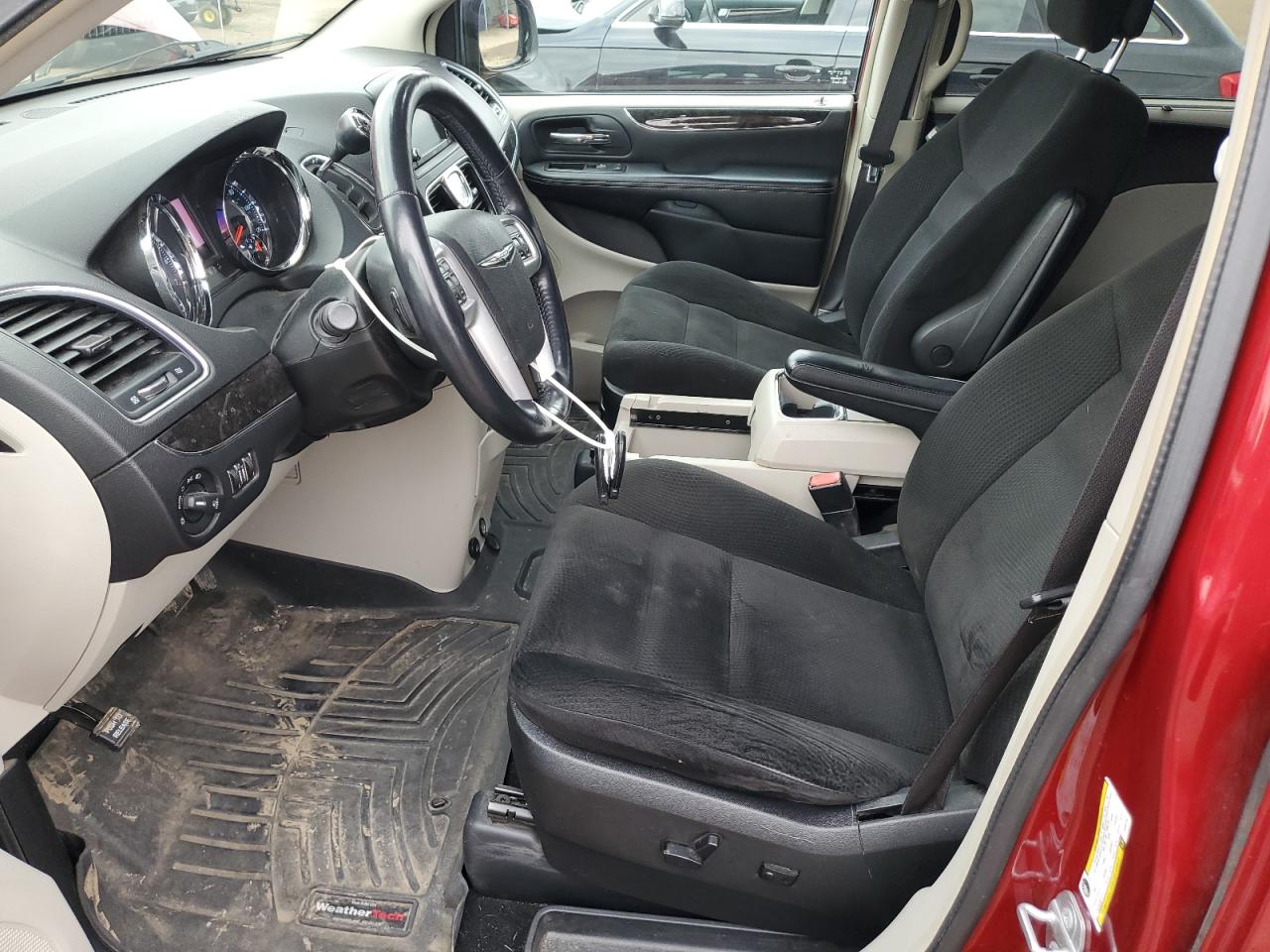 2015 Chrysler Town & Country Touring VIN: 2C4RC1BG9FR583102 Lot: 85290975