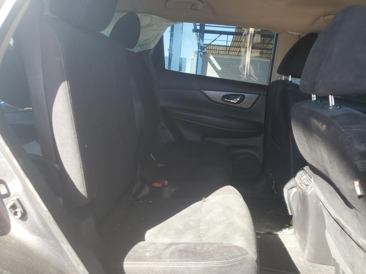 2014 Nissan Rogue S VIN: 5N1AT2MV8EC765956 Lot: 85649425