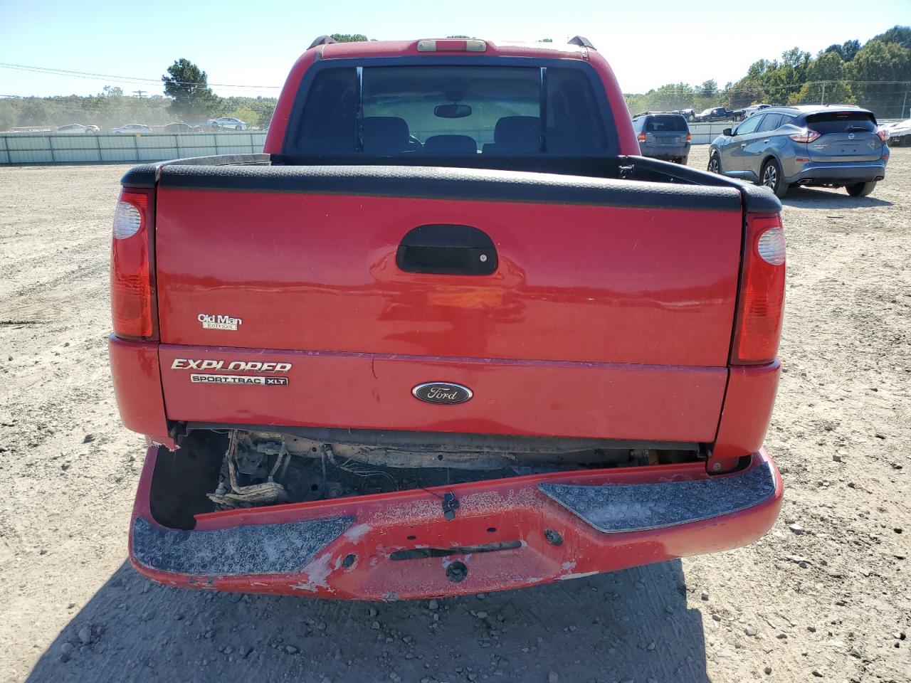 2005 Ford Explorer VIN: 1FMDU77KX5UA70770 Lot: 85867895