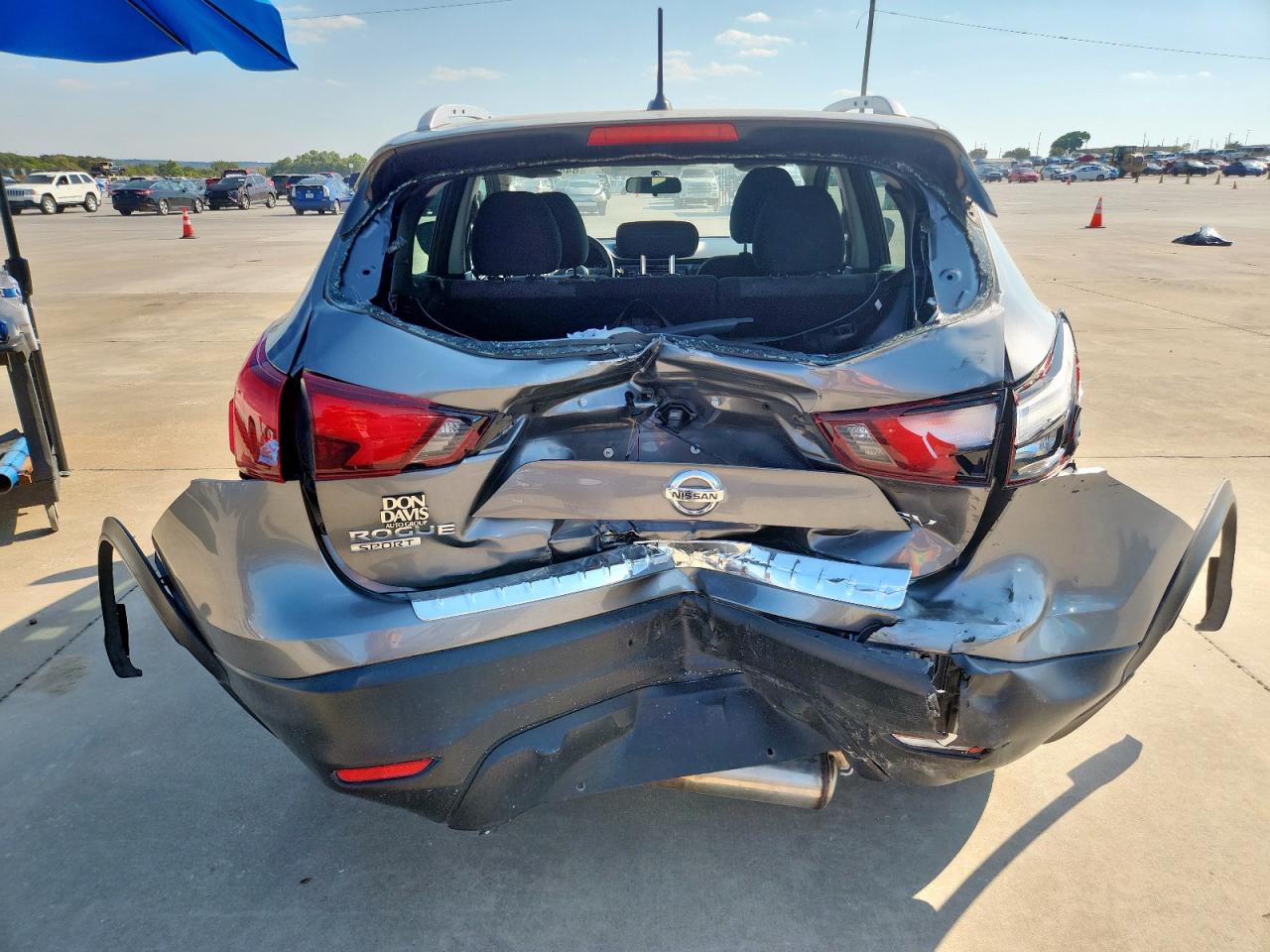 2017 Nissan Rogue Sport S VIN: JN1BJ1CP6HW032998 Lot: 84403135