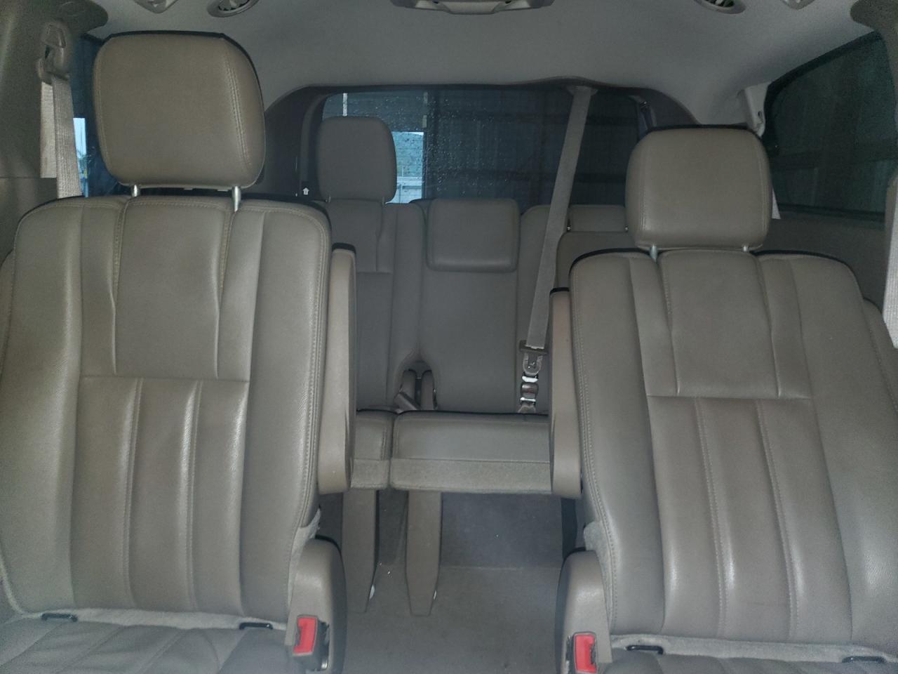2015 Chrysler Town & Country Touring VIN: 2C4RC1BG3FR751624 Lot: 84451655