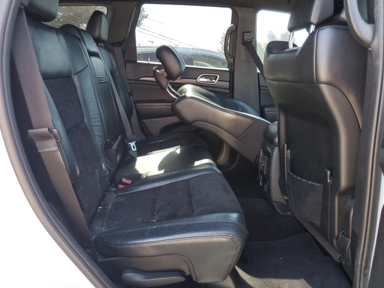 2018 Jeep Grand Cherokee Laredo VIN: 1C4RJFAG1JC211176 Lot: 85386285
