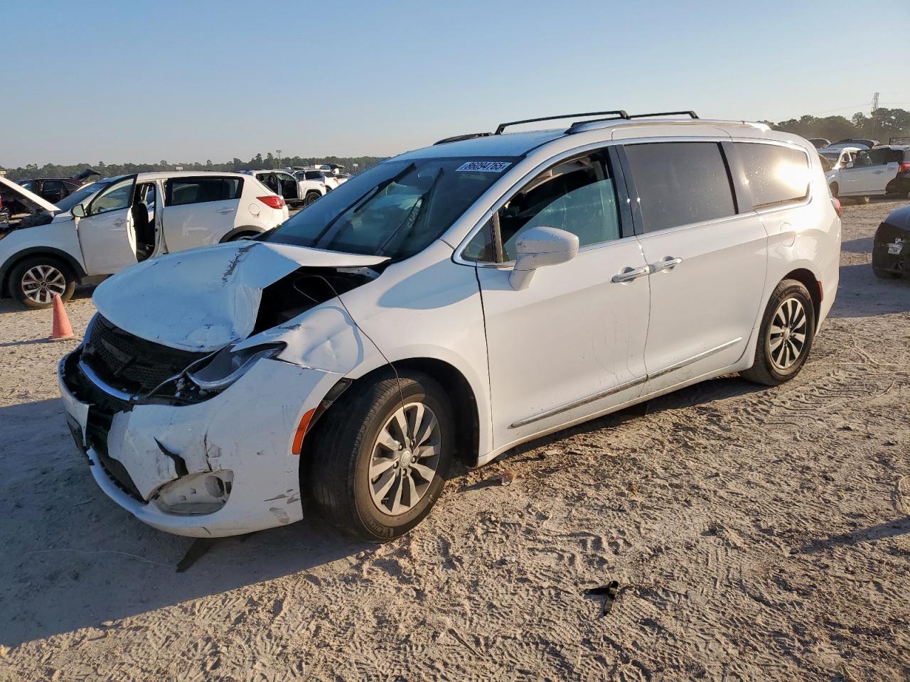 CHRYSLER PACIFICA 2020. Lot# 86094765. VIN 2C4RC1EG9LR173164. Photo 1