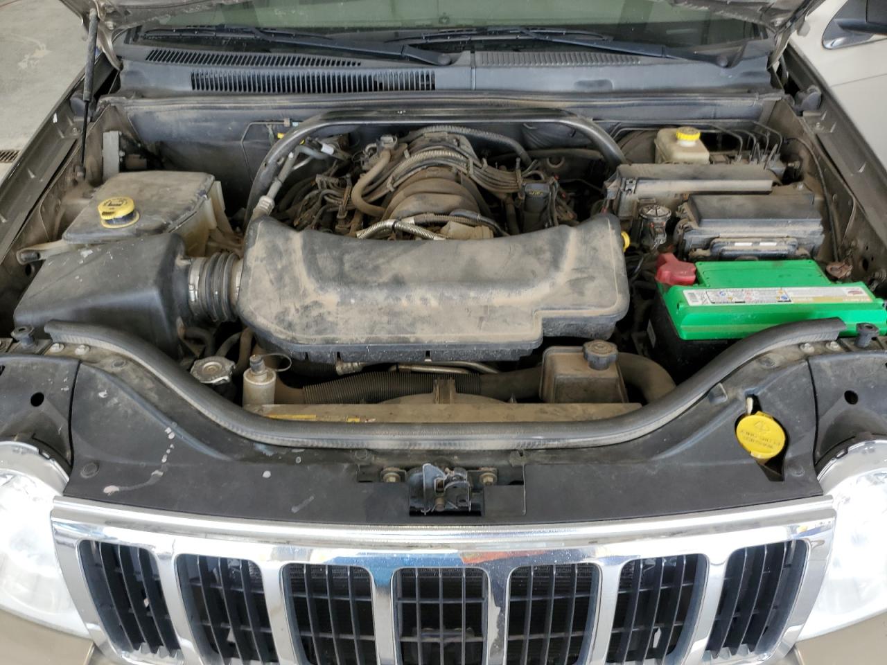 2005 Jeep Grand Cherokee Limited VIN: 1J8HR58245C551252 Lot: 81862575