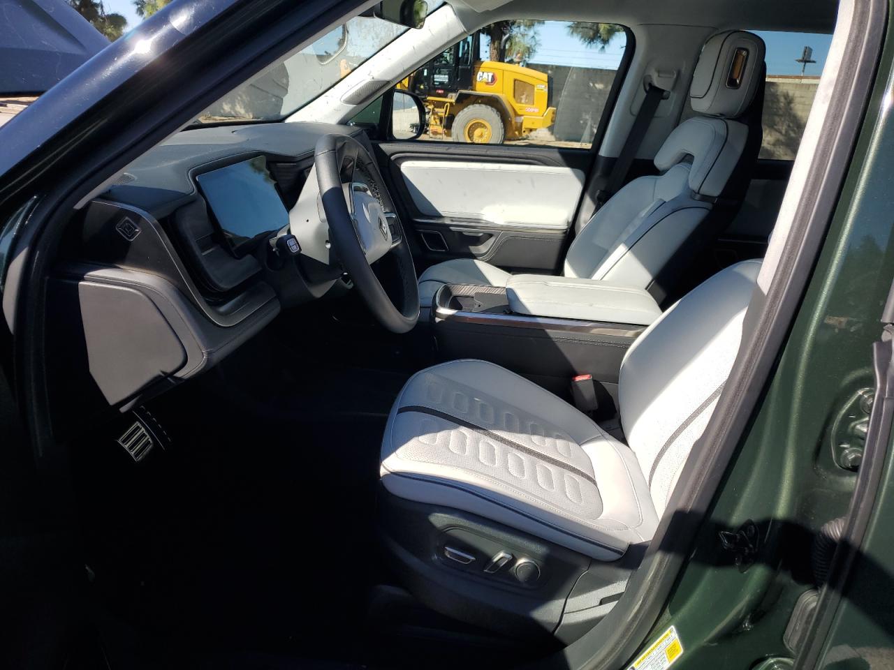 2023 Rivian R1S Adventure VIN: 7PDSGABA2PN023821 Lot: 86901275