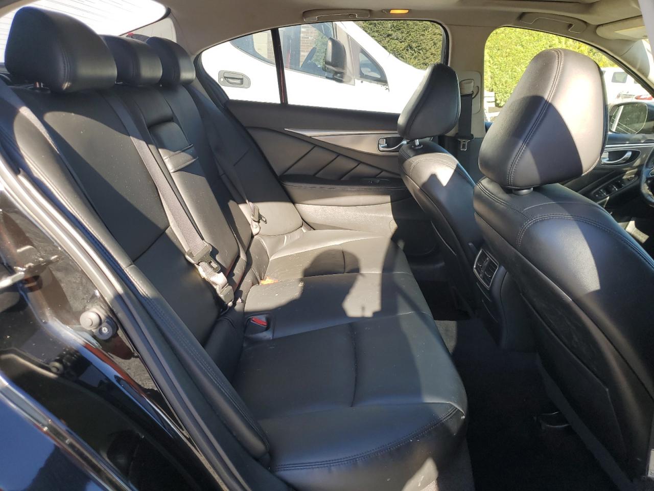 2015 Infiniti Q50 Base VIN: JN1BV7AR6FM411746 Lot: 83974945