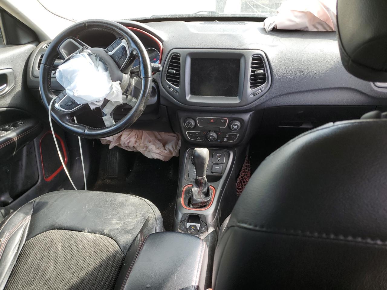 2020 Jeep Compass Trailhawk VIN: 3C4NJDDB8LT196170 Lot: 82654025