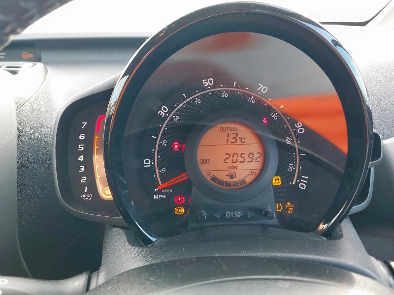 2021 TOYOTA AYGO X-PLAY TSS VVT-I 