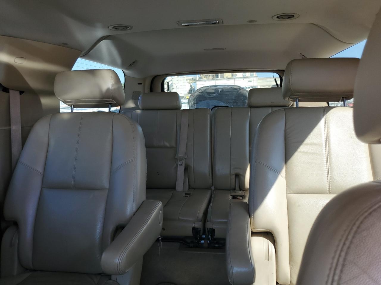 2007 GMC Yukon Xl K1500 VIN: 1GKFK16317R208068 Lot: 81937805