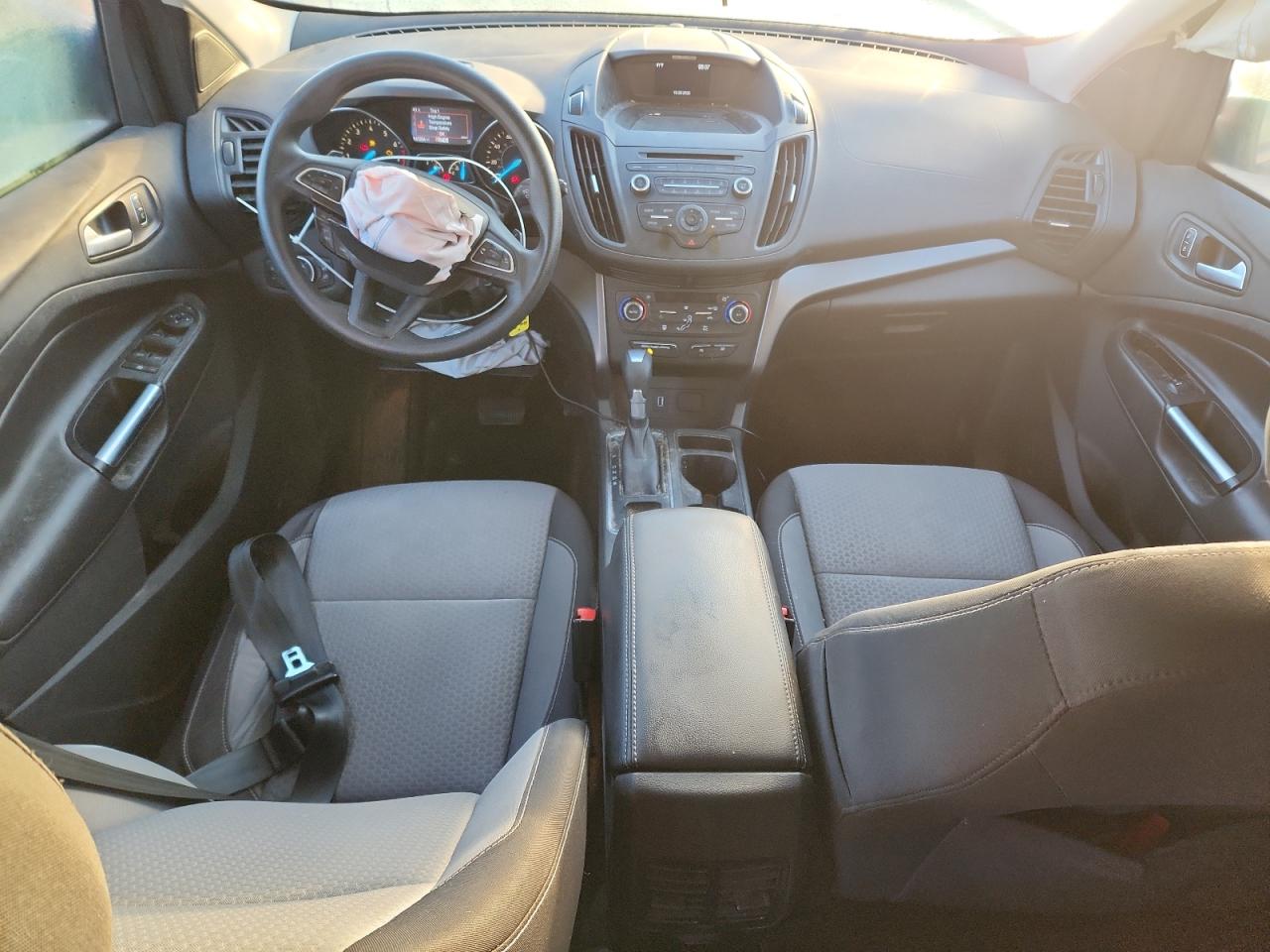 2017 Ford Escape Se VIN: 1FMCU0GD2HUB38312 Lot: 90482085