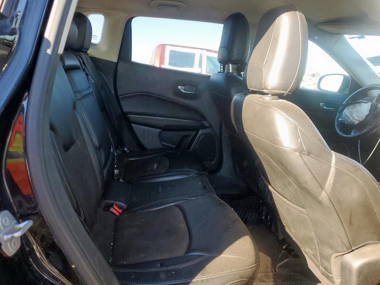 2018 Jeep Compass Latitude VIN: 3C4NJDBB7JT349735 Lot: 90604635