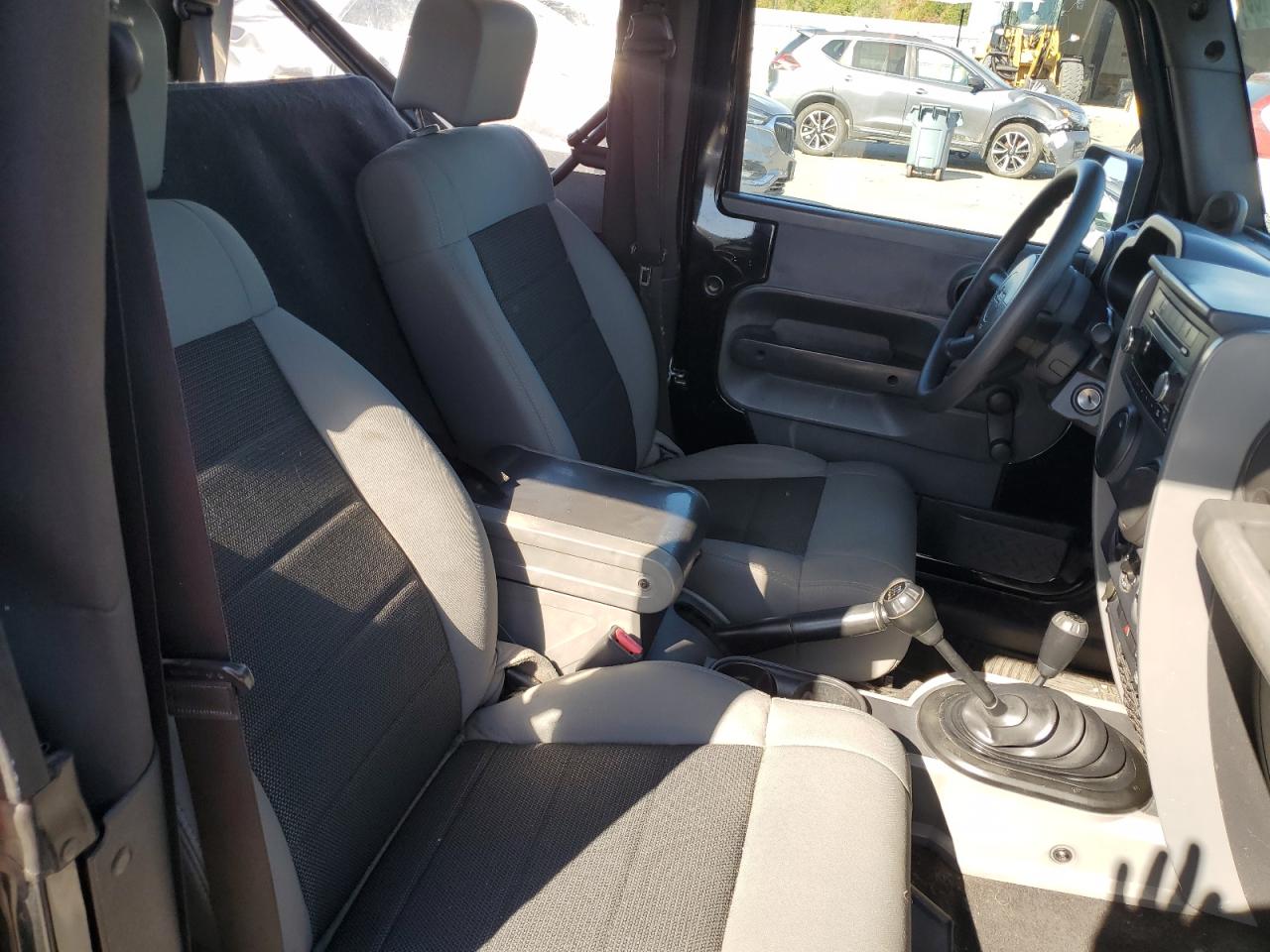 2010 Jeep Wrangler Sport VIN: 1J4AA2D13AL210831 Lot: 85642485