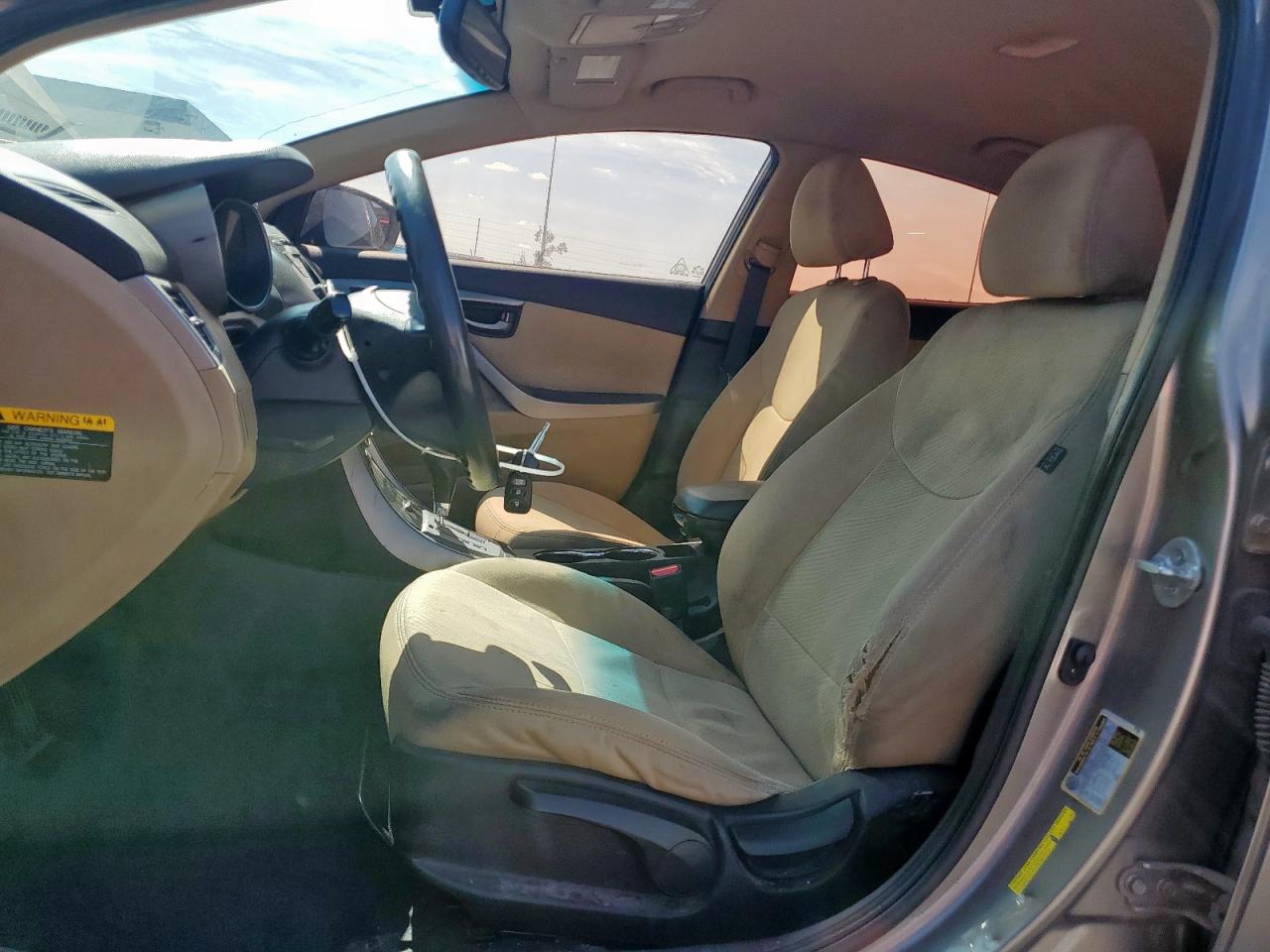 2013 Hyundai Elantra Gls VIN: 5NPDH4AE9DH261387 Lot: 82407615