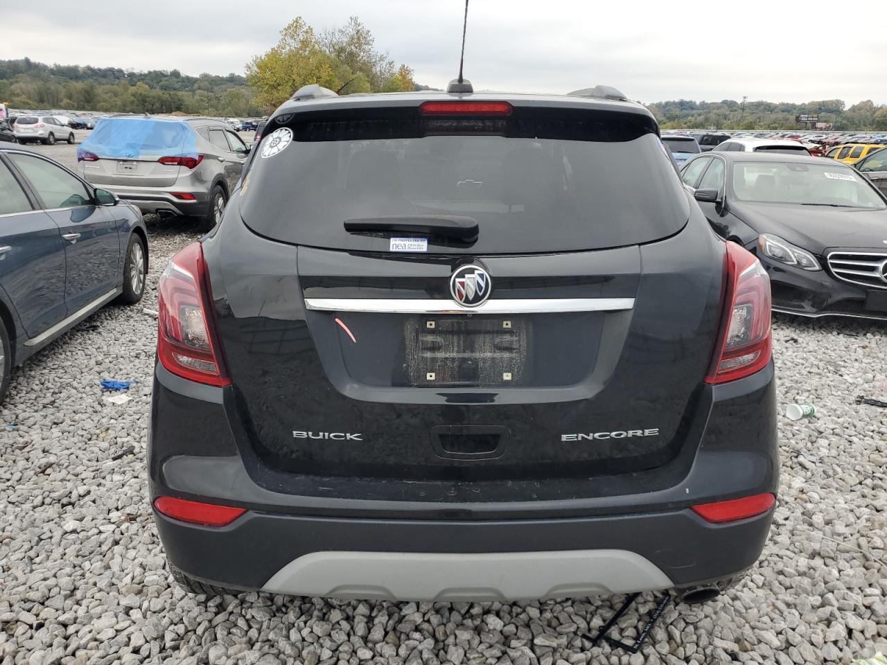 2018 Buick Encore Preferred VIN: KL4CJASB0JB592885 Lot: 90240815