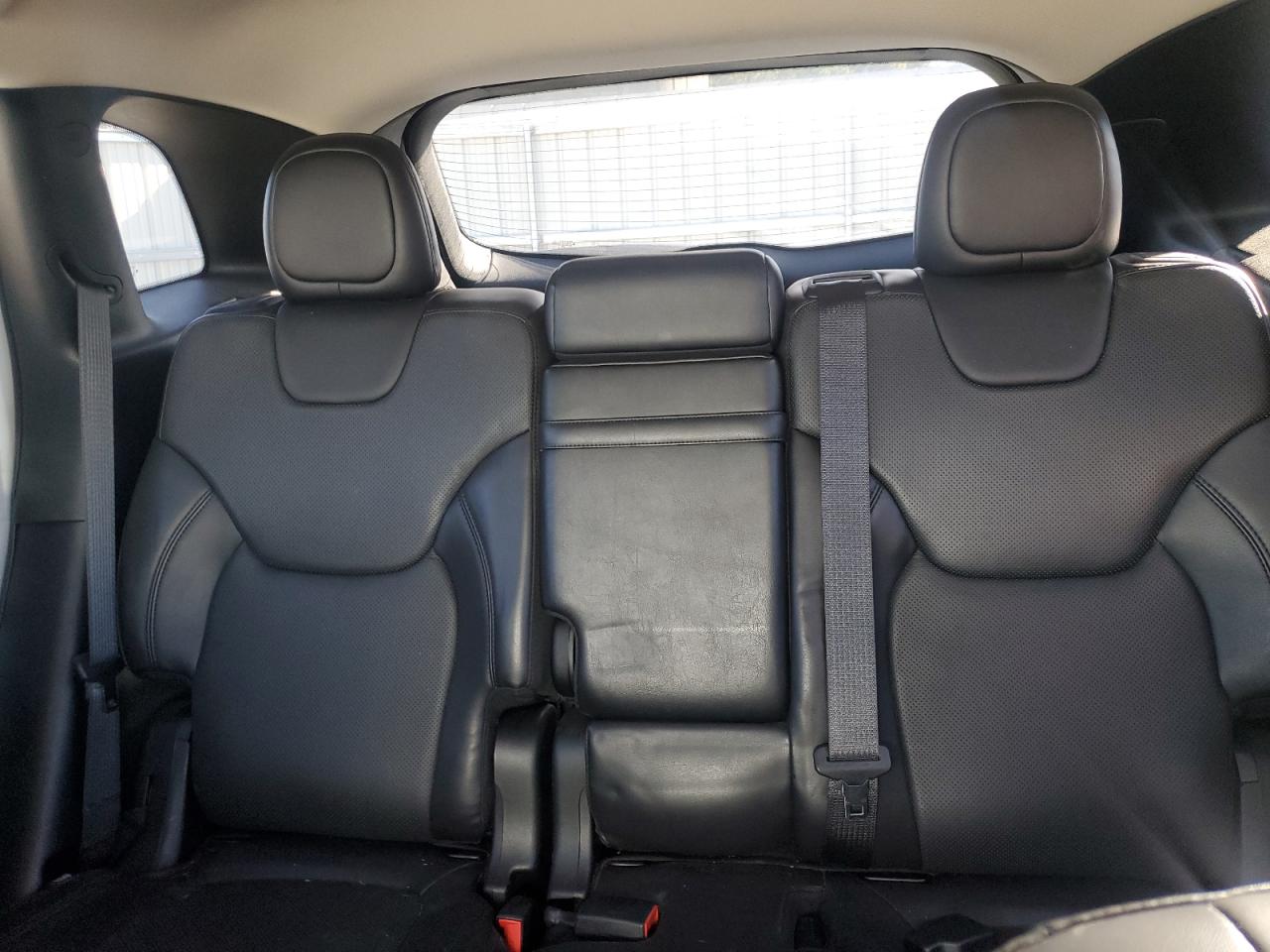 2018 Jeep Cherokee Overland VIN: 1C4PJMJX3JD594608 Lot: 82244995