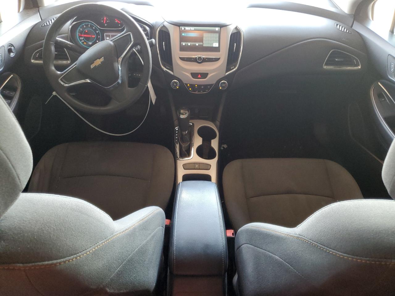 2018 Chevrolet Cruze Ls VIN: 1G1BC5SM5J7210463 Lot: 85599315