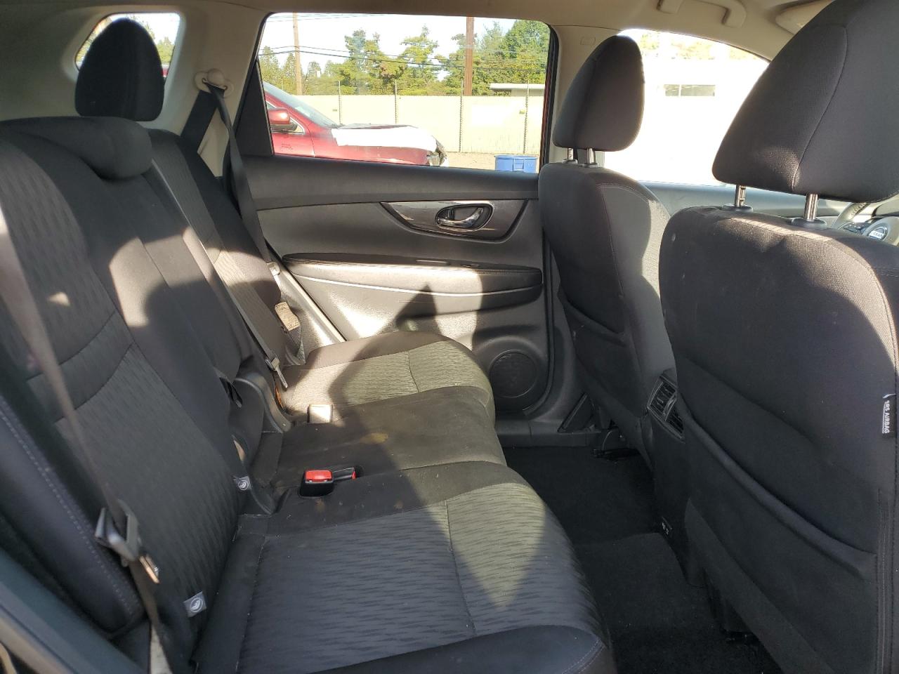 2019 Nissan Rogue S VIN: 5N1AT2MVXKC842015 Lot: 81926675