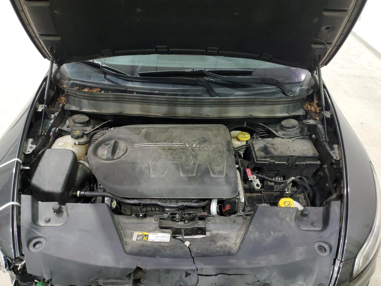 2017 Jeep Cherokee Latitude VIN: 1C4PJLCS1HW586002 Lot: 85866275