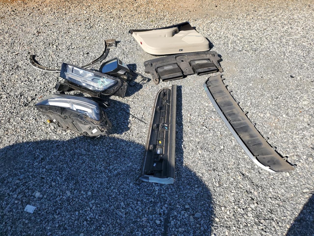 2017 Audi Q7 Prestige VIN: WA1VABF70HD022579 Lot: 85585085