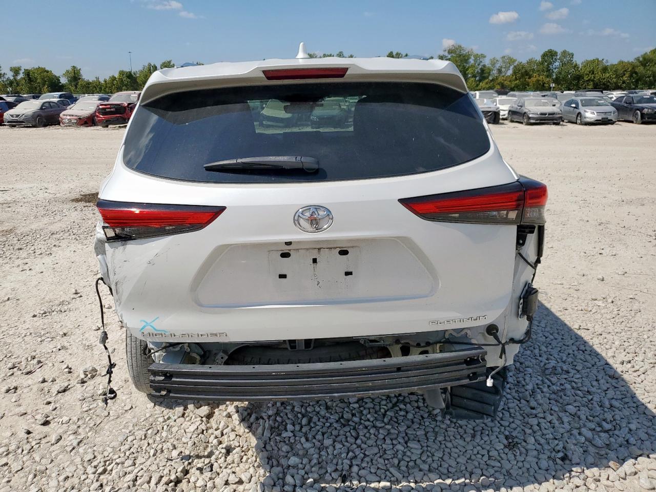 2022 Toyota Highlander Platinum VIN: 5TDFZRAH4NS129520 Lot: 71950065
