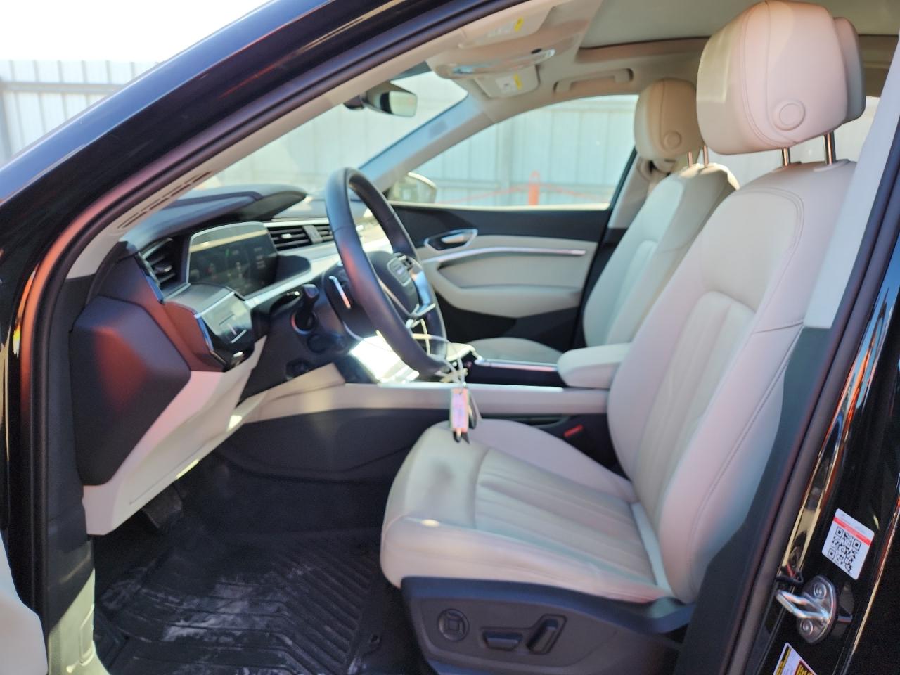 2024 Audi Q8 E-Tron Premium Plus VIN: WA15AAGE3RB058576 Lot: 86229595