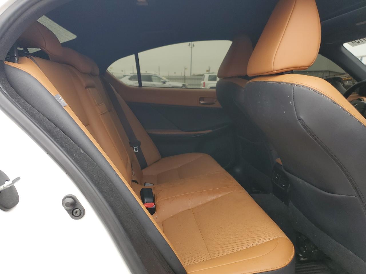 2021 Lexus Is 300 VIN: JTHC81F25M5043714 Lot: 84069315