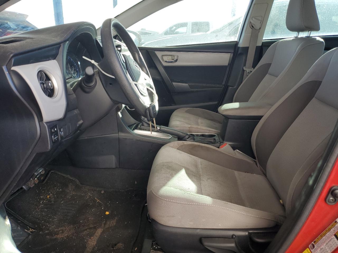 2018 Toyota Corolla L VIN: 2T1BURHE7JC083824 Lot: 82510115