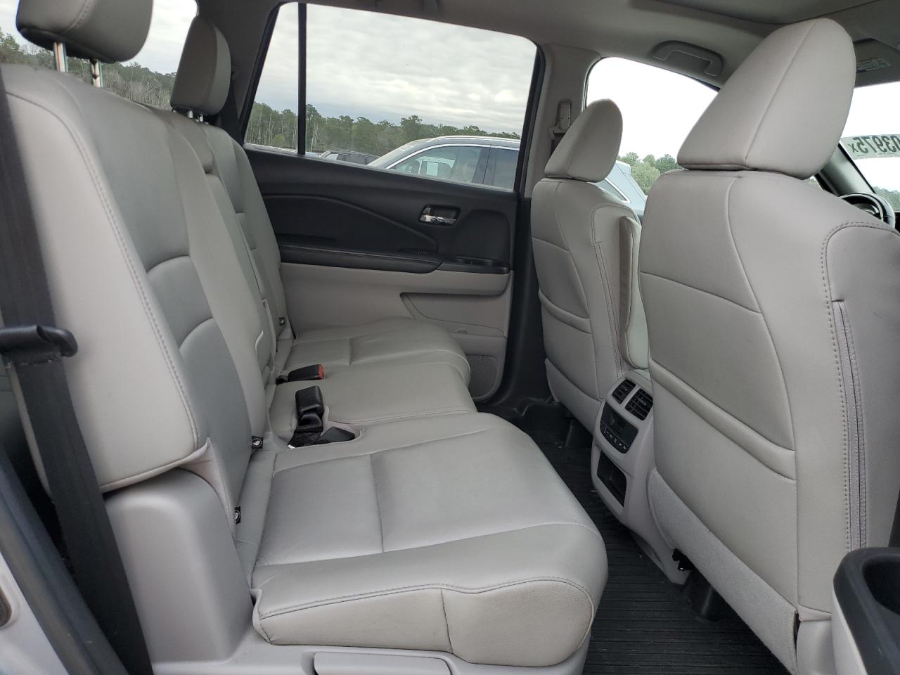 2016 Honda Pilot Exl VIN: 5FNYF6H60GB064998 Lot: 82303975