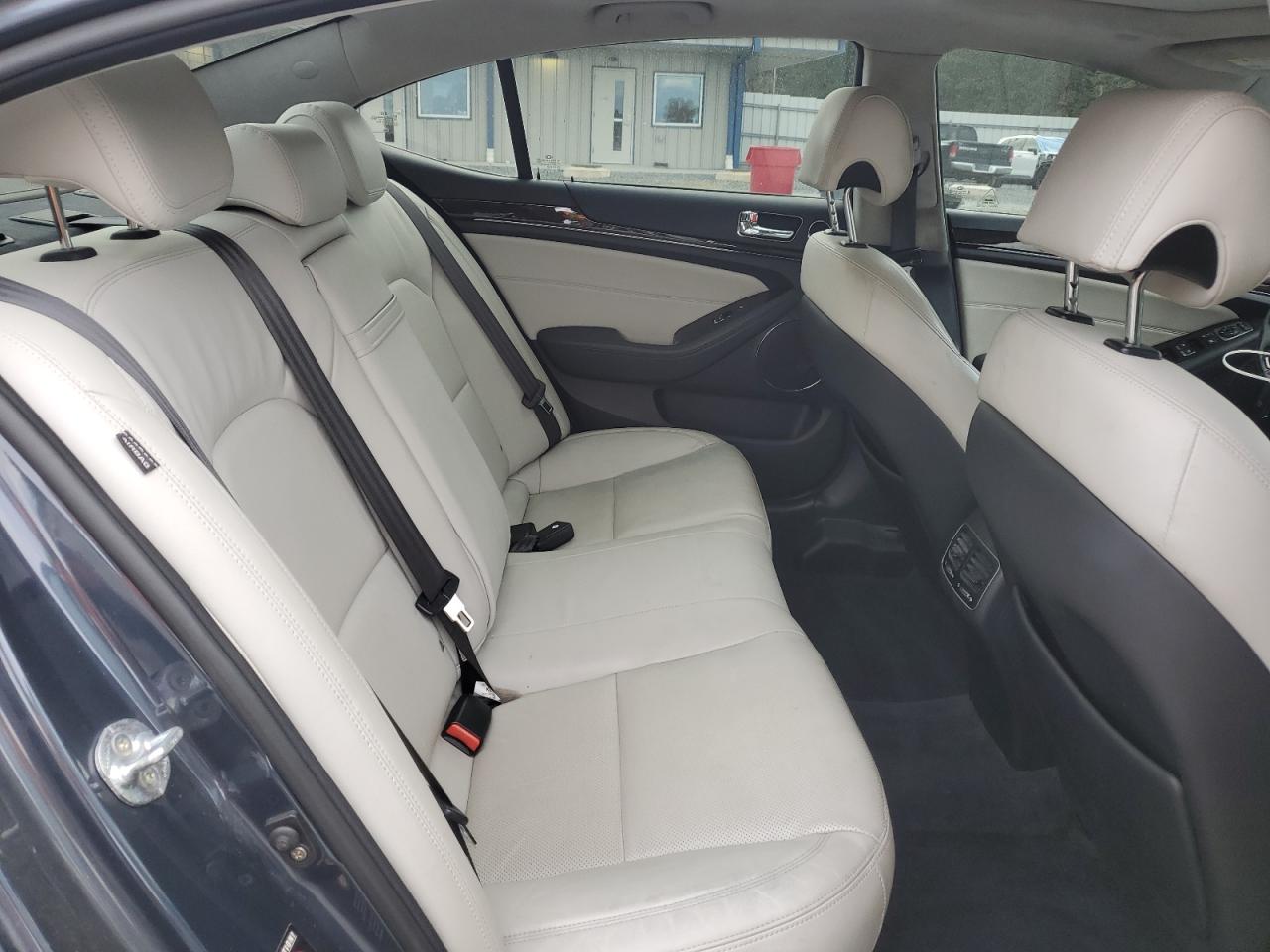 2015 Kia Cadenza Premium VIN: KNALN4D74F5192674 Lot: 82435465