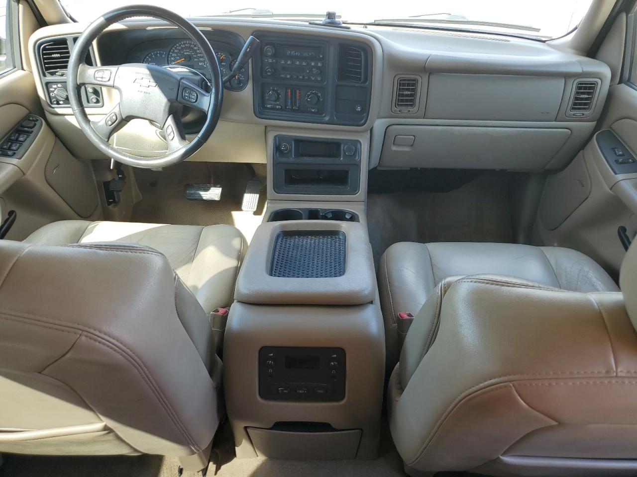 2005 Chevrolet Tahoe C1500 VIN: 1GNEC13Z25J234985 Lot: 70021015