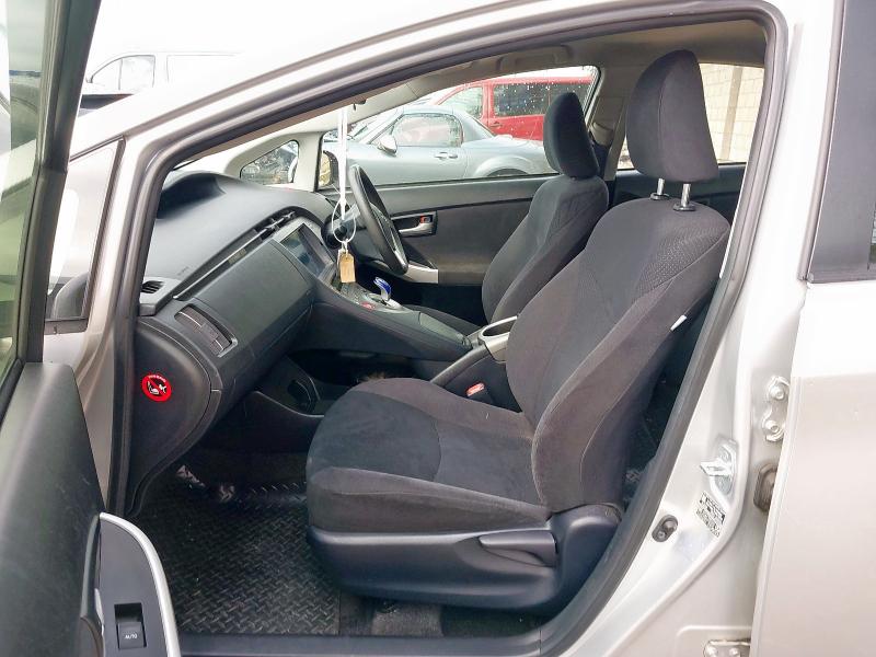 2015 TOYOTA PRIUS HYBRID 