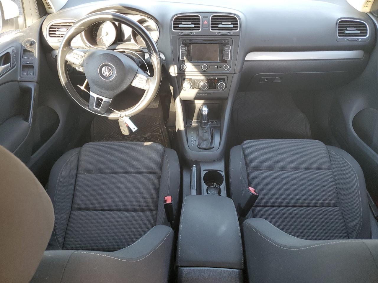 2013 Volkswagen Golf VIN: WVWDM7AJ8DW022725 Lot: 82318045