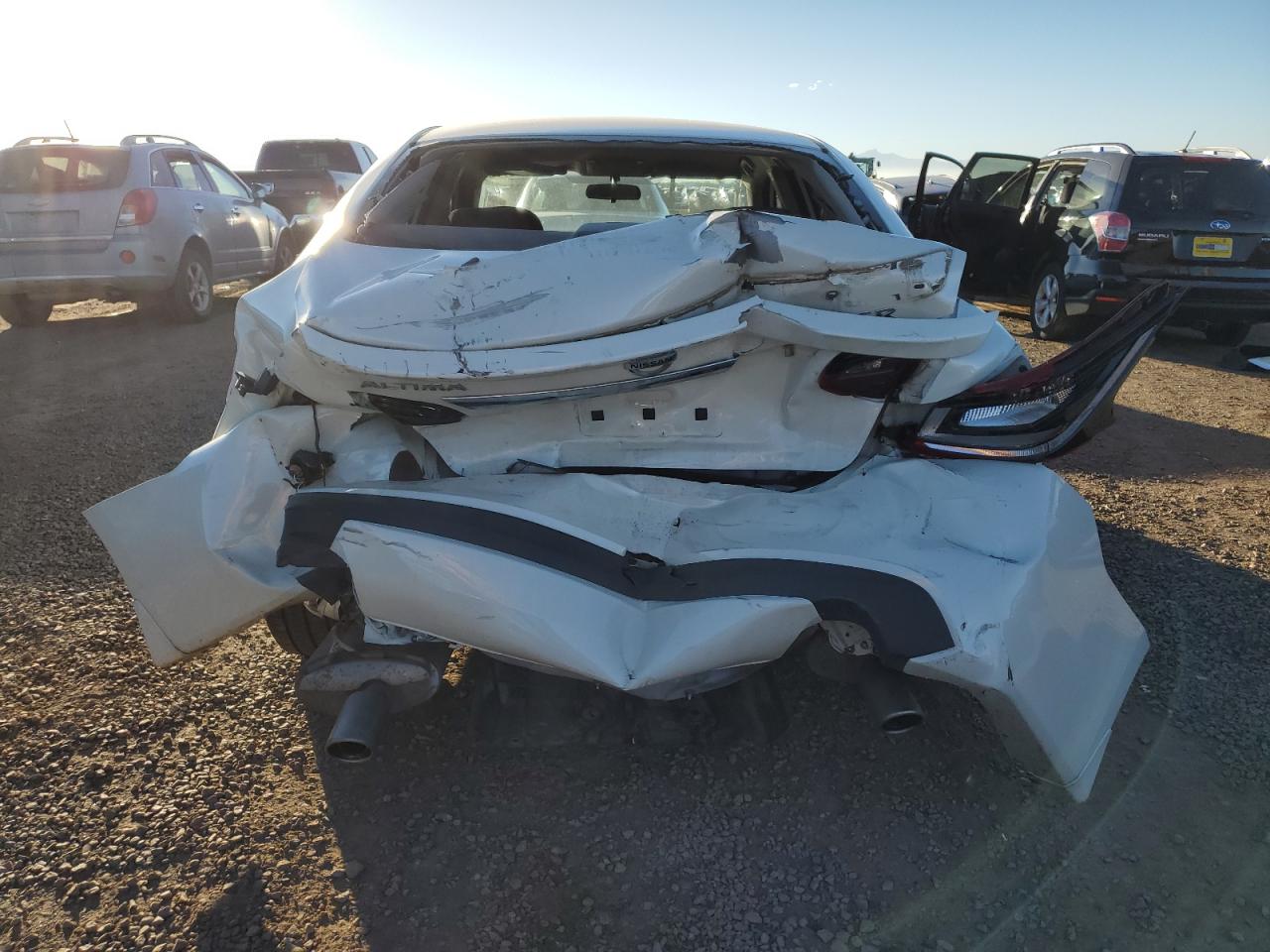 2017 Nissan Altima 3.5Sl VIN: 1N4BL3AP2HC169143 Lot: 85905775