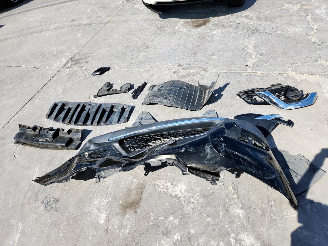 2015 Nissan Rogue S VIN: 5N1AT2MT3FC918601 Lot: 84924895