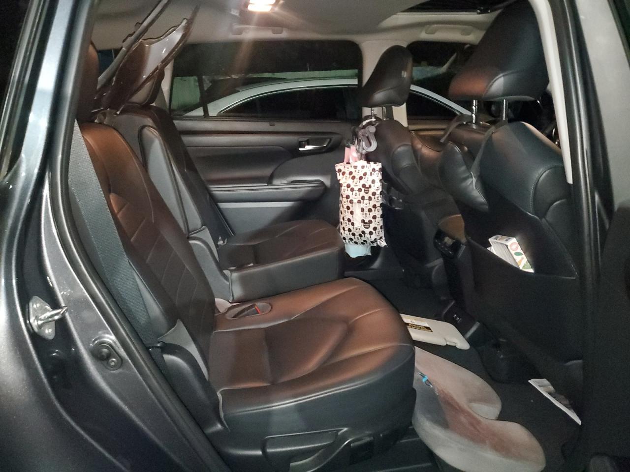 2020 Toyota Highlander VIN: 506802 Lot: 86750085