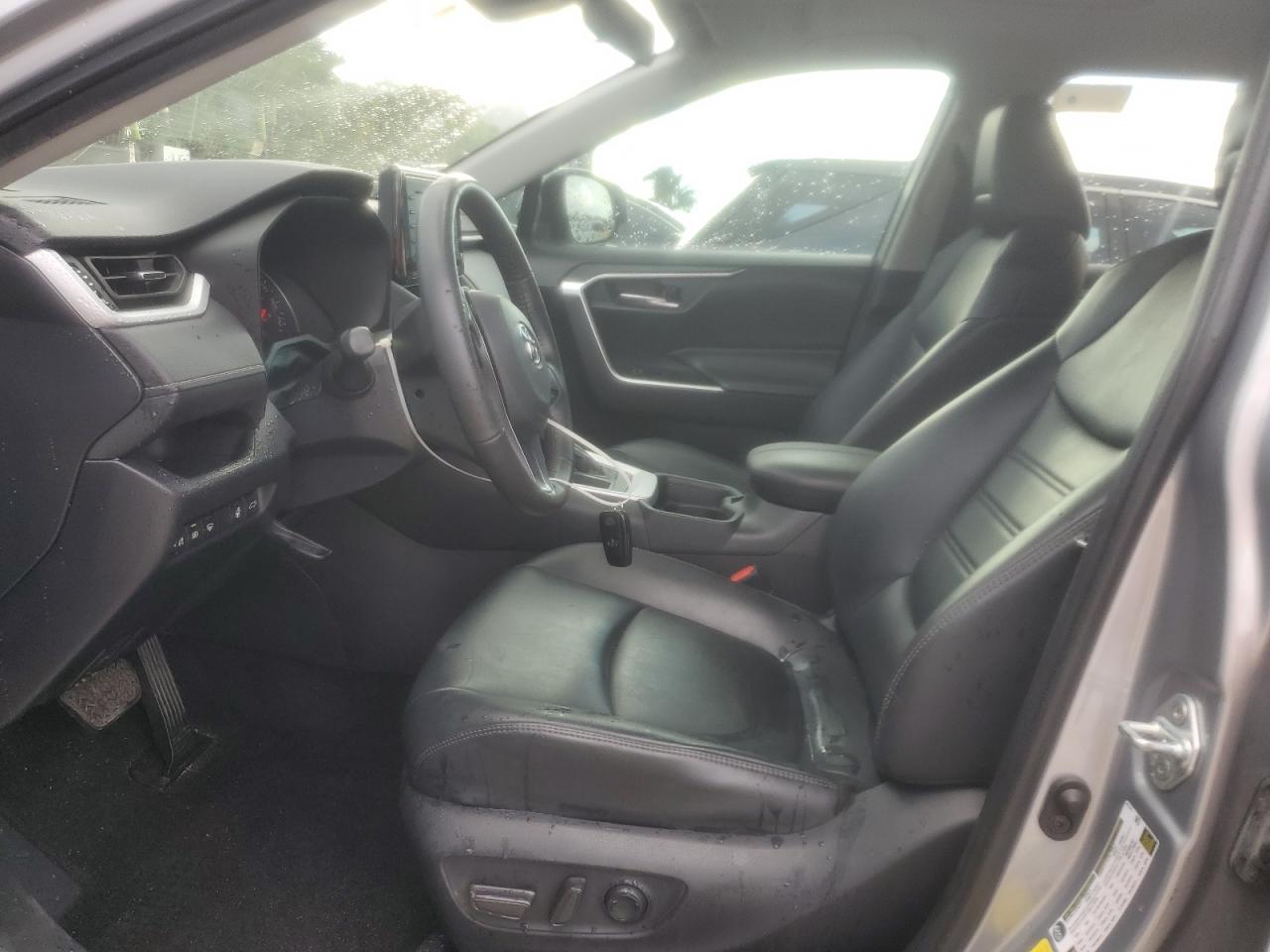 2020 Toyota Rav4 Xle Premium VIN: 2T3C1RFV3LC066044 Lot: 85135555