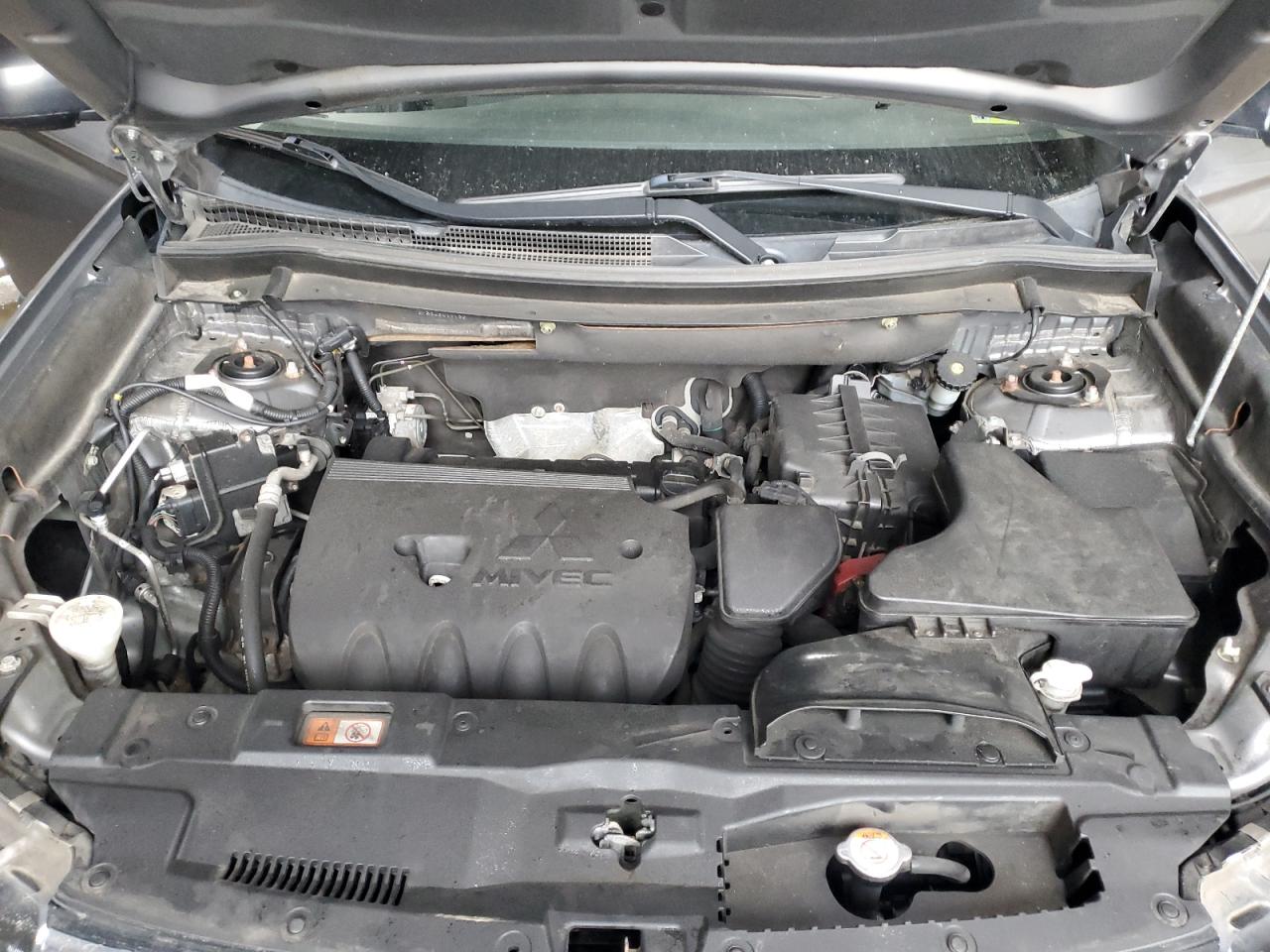 2018 Mitsubishi Outlander Es VIN: JA4AD2A38JZ011185 Lot: 85500375
